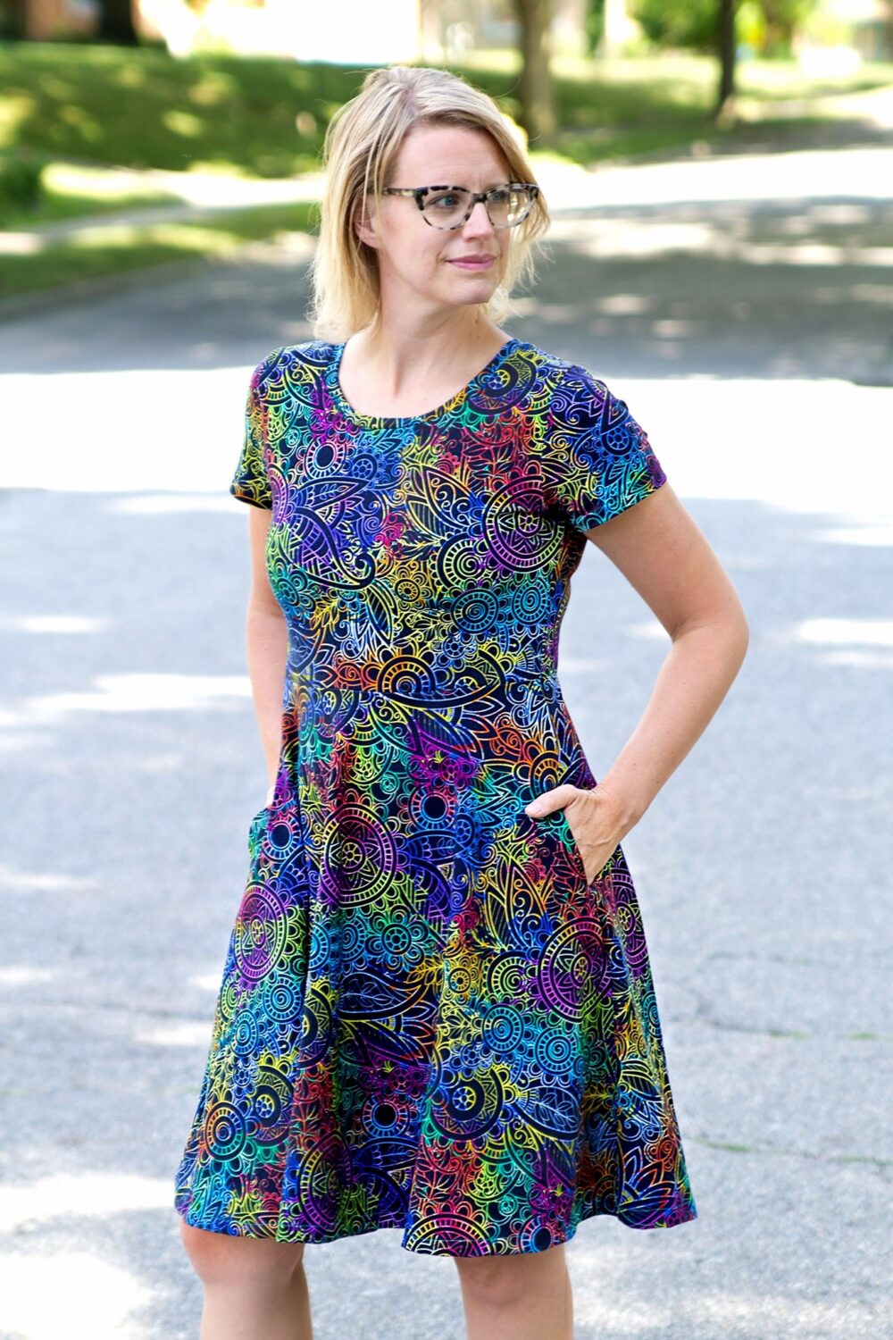 No limit dress half circle skirt and short sleeve sewing pattern